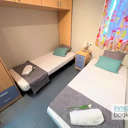 Aries Salou, Climatizado Y A 300m De La Playa Apartamento